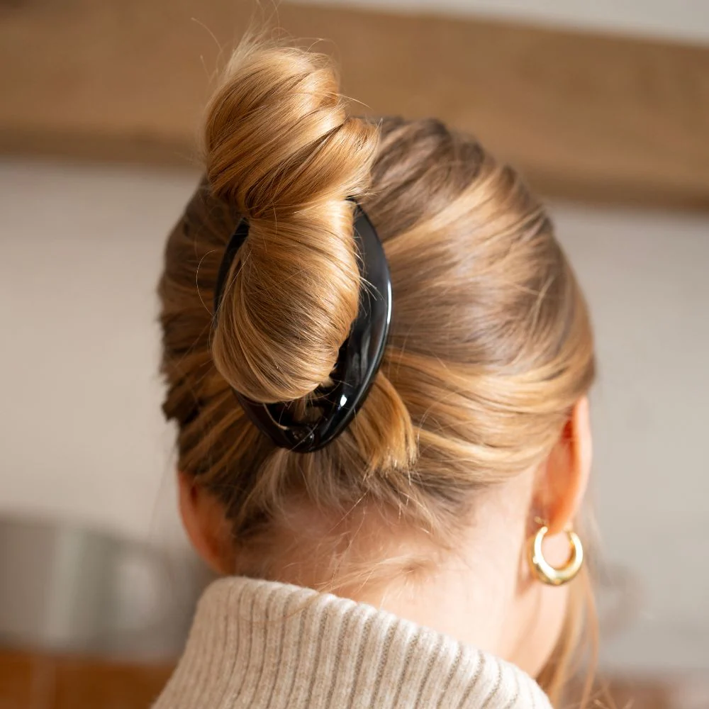 Medium Banana Hair Clip - Image 3