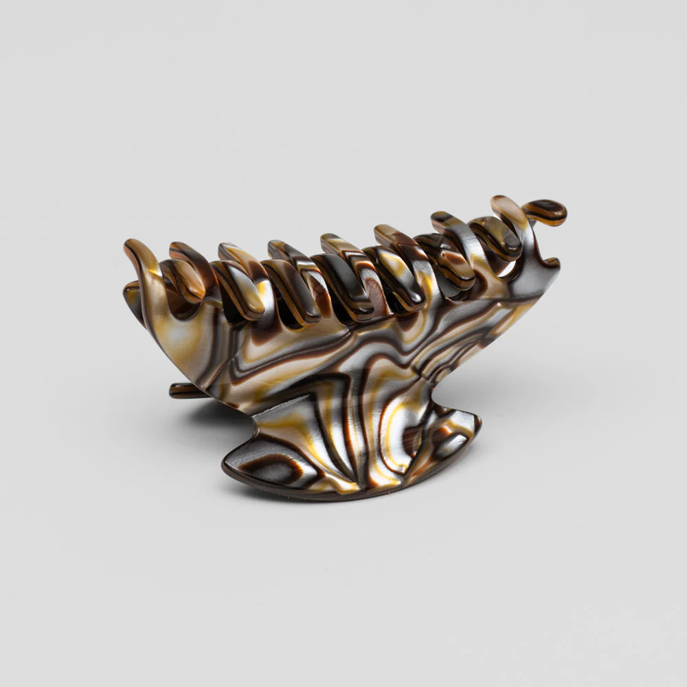 Medium Hair Claw Clip with Extra Grip - Image 4