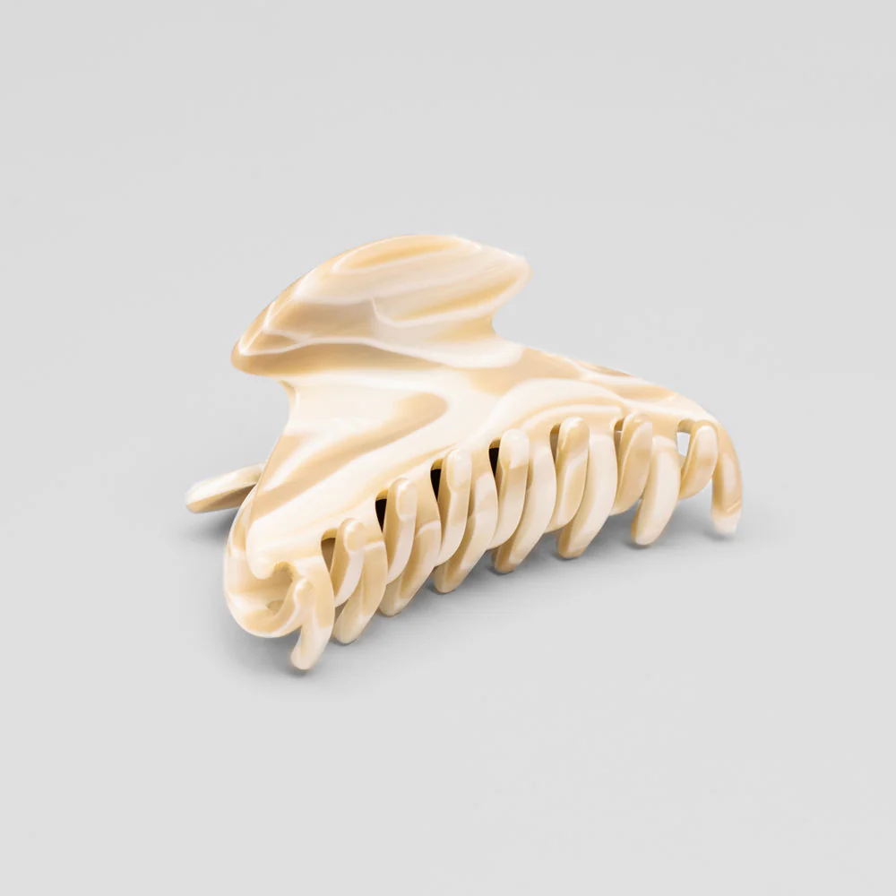 Medium Hair Claw Clip with Extra Grip - Image 9