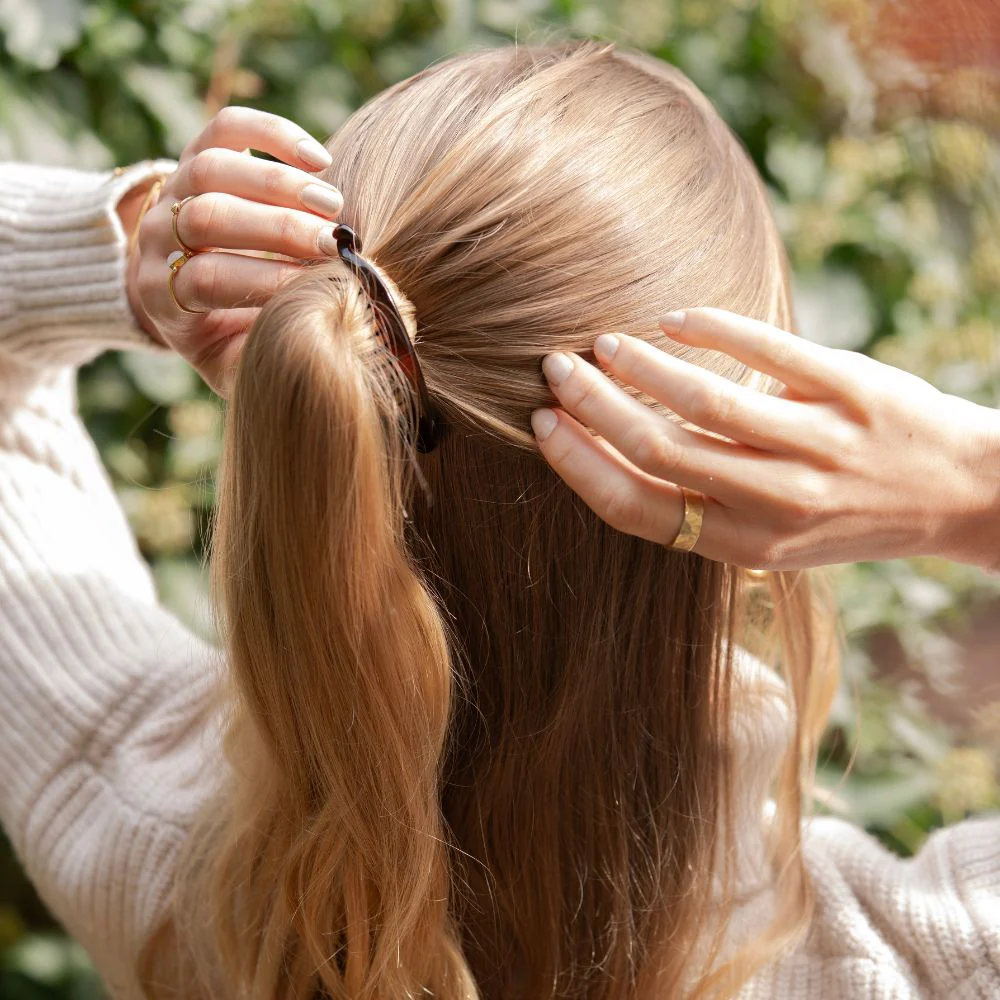 Mini Banana Hair Clip - Image 3