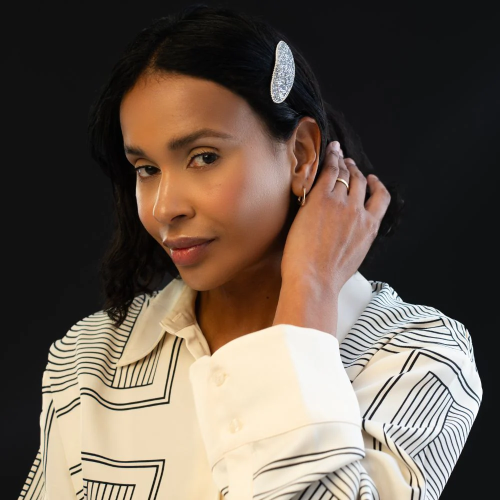 Oval Crystal Sparkle Snap Clip - Image 3