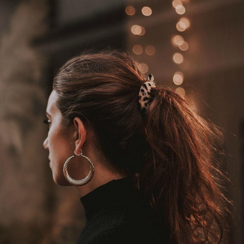 Small Round Banana Clip - Image 4