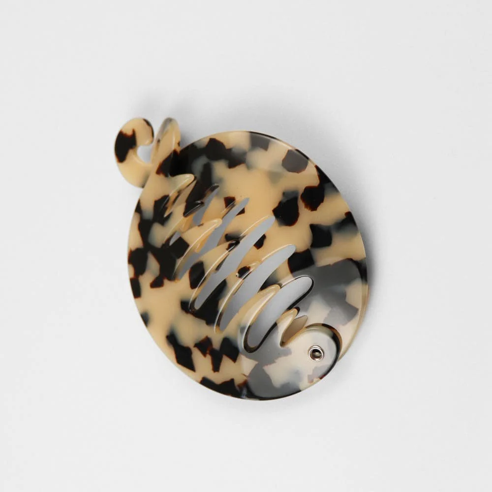 Small Round Banana Clip - Image 6